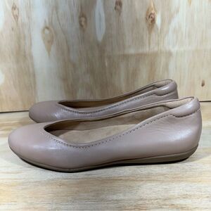 Naturalizer Nude Ballet Flats Women’s Size 9.5